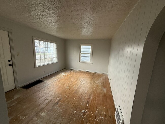 Photo - 2-Bed House Canton