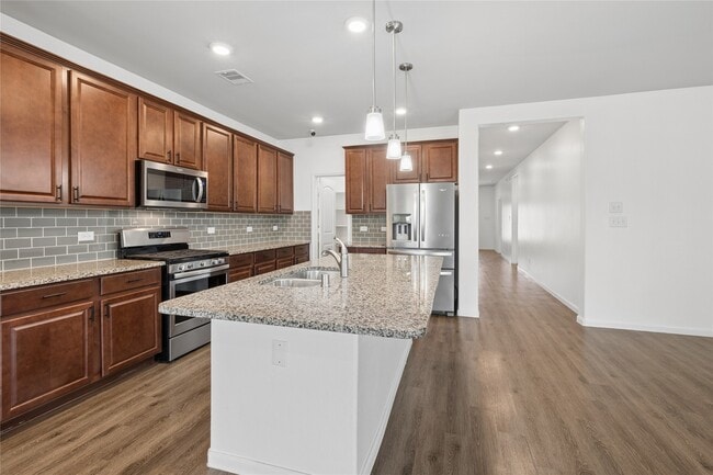 Photo - 2111 Levant Ln