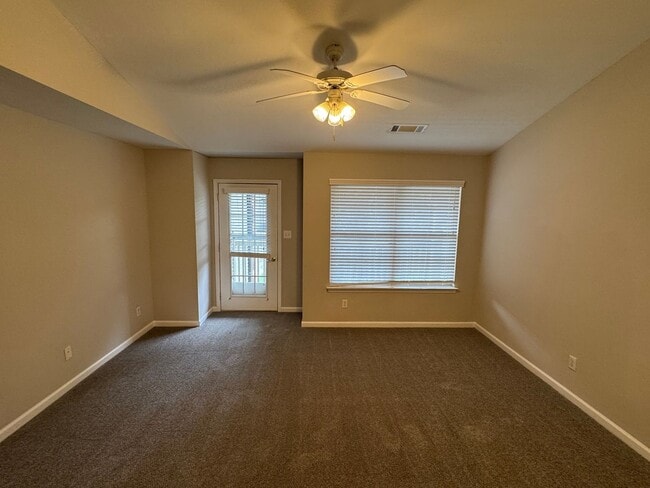 7333 Michaels Landing Dr