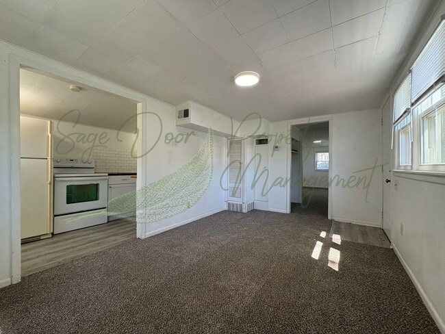 Photo - CHARMING STUDIO HOME!!!!