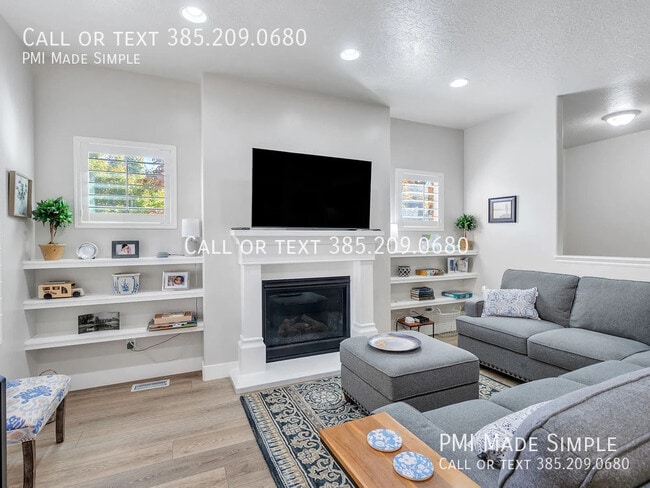 Photo - 256 E Backhand Ln