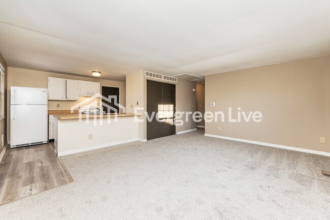 Photo - 6663 Tabby Dr