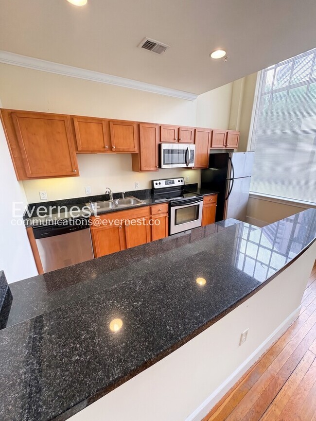 Photo - 525 E Grace St Unidad 201