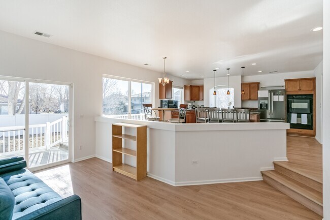 Photo - 5178 Netherland St