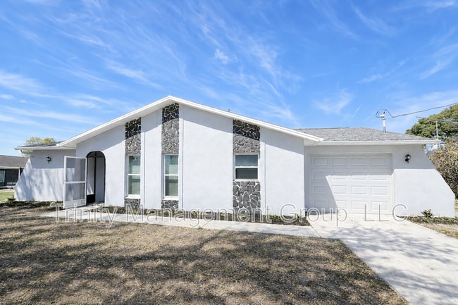 Building Photo - 10449 Mayflower Rd