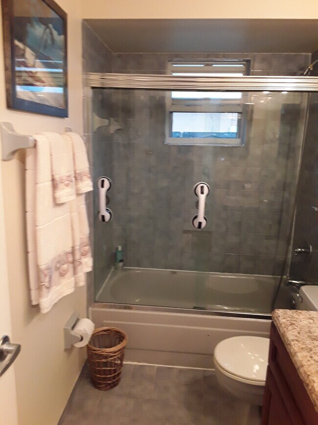 Photo - 118 SW Fairway Ave