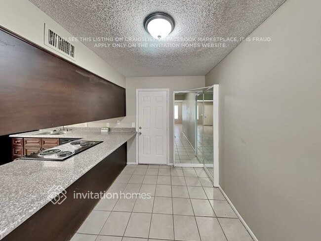 Photo - 9534 E Decatur St