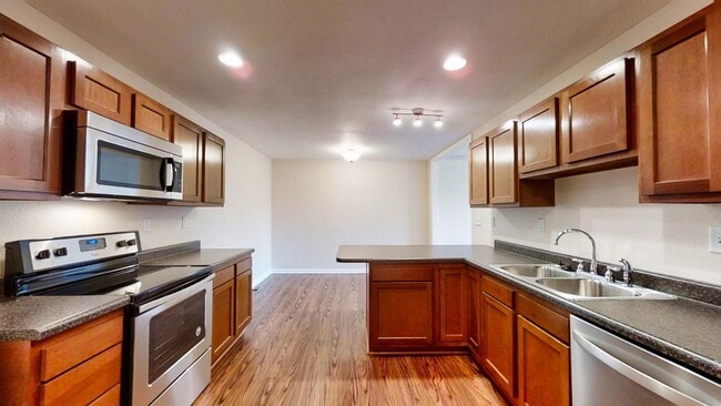 Photo - Timber Wolf and Cates Crossing