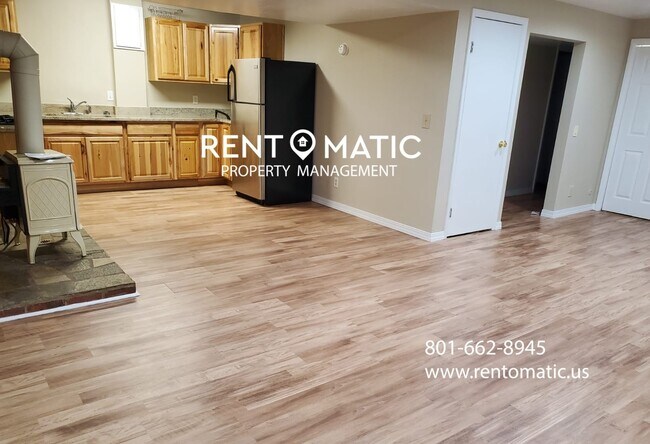 Photo - 1207 E Gaylene Cir