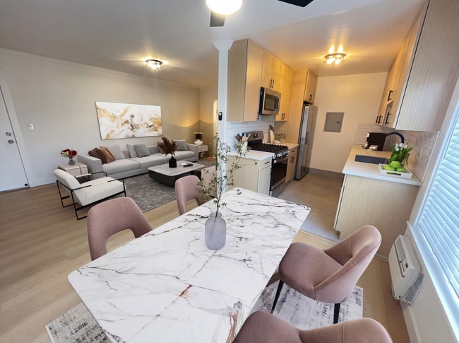 Building Photo - 11980 Walnut Ln