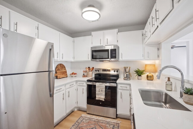 Premier Renovated Apartments at Cambridge Park Apartments in Winston-Salem, NC