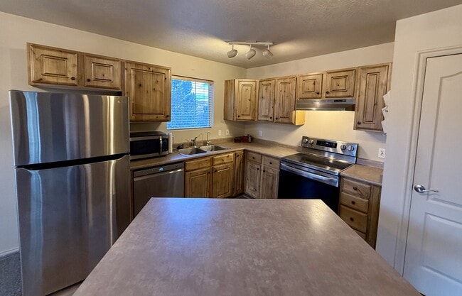 Photo - 1820 Fox Bay Dr