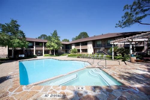 Kempwood Place - 3 Corners North