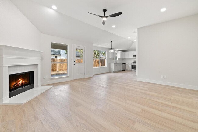 Photo - 1006 Cottonbowl Dr