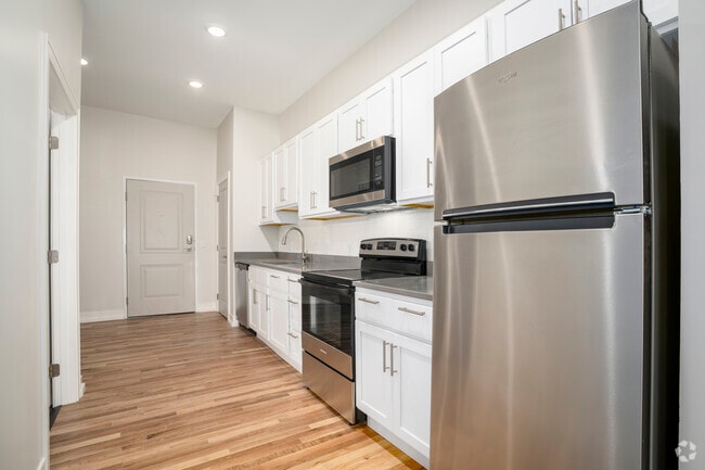Studio - 502SF