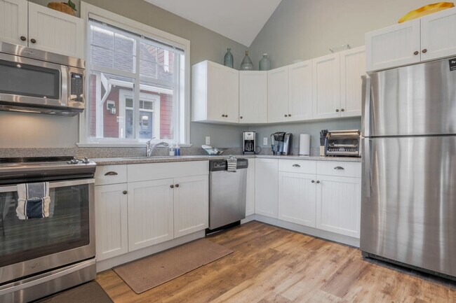 Photo - 2450 Radio Tower Rd Unité SI ID1521984P