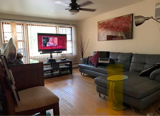 Photo - 2435 W 123rd St Unit 1-West