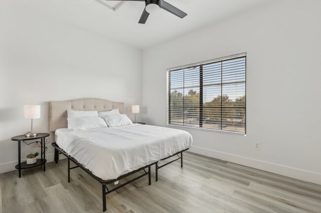 Photo - 875 W Pecos Rd Unit ID1047721P