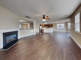 Photo - 37 Border Ave Casa