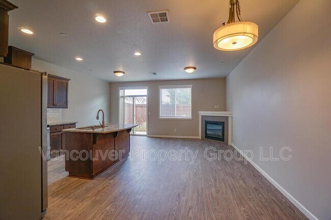 Photo - 5809 NE 71st Ave