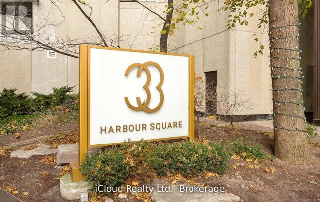Photo - 33 Harbour Square Unité 837