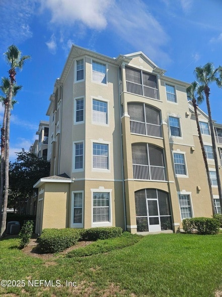 7801 Point Meadows Dr Unit 2208