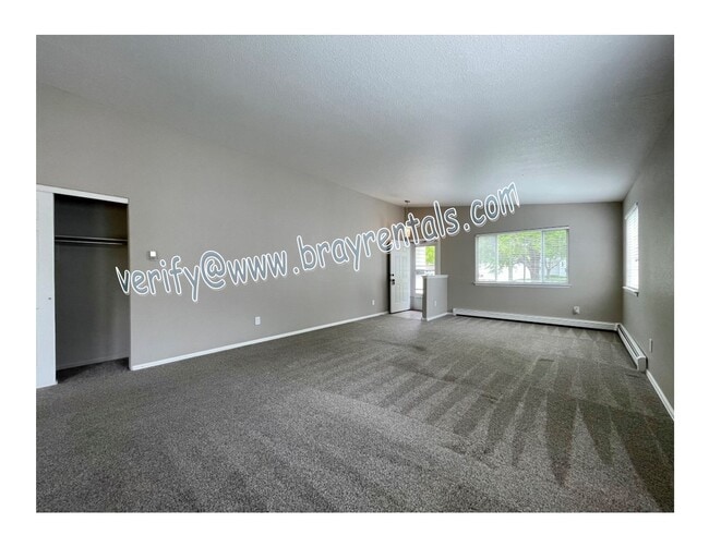 Photo - 3 Burgundy Ct