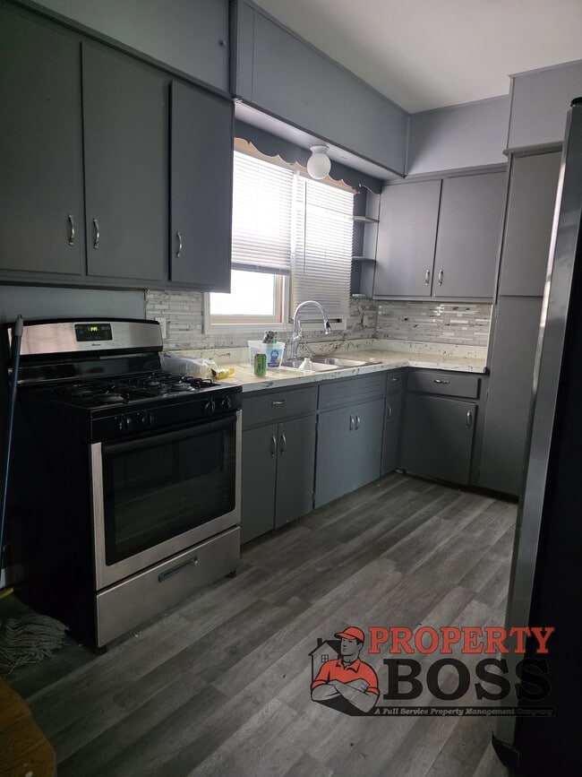 Photo - 1709 Pierce St