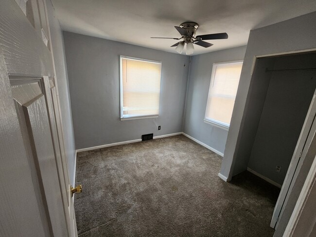 Photo - 611 Euclid St