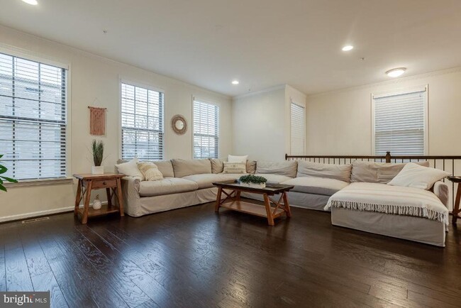 Building Photo - 42253 Marble Cyn Ter