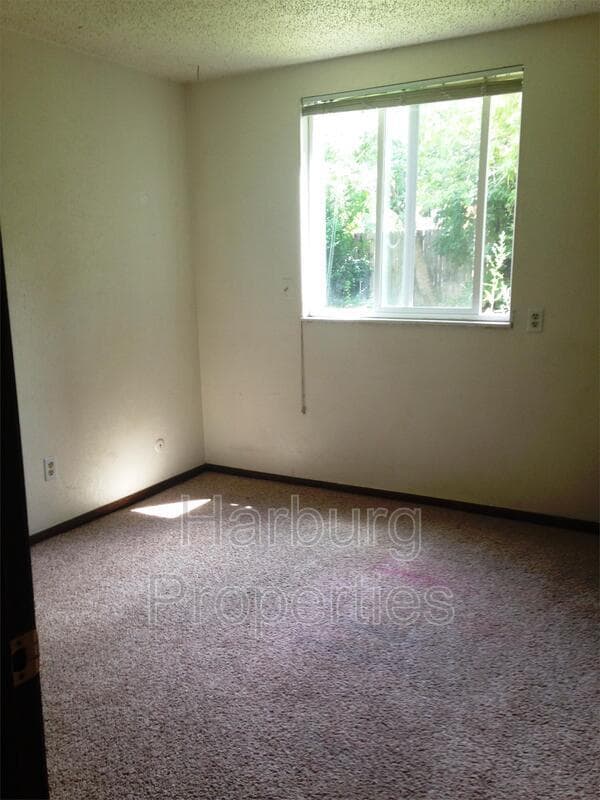 Photo - 454 Arapahoe Ave