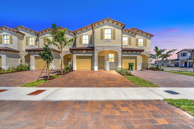 Building Photo - 2425 SE 28th Dr