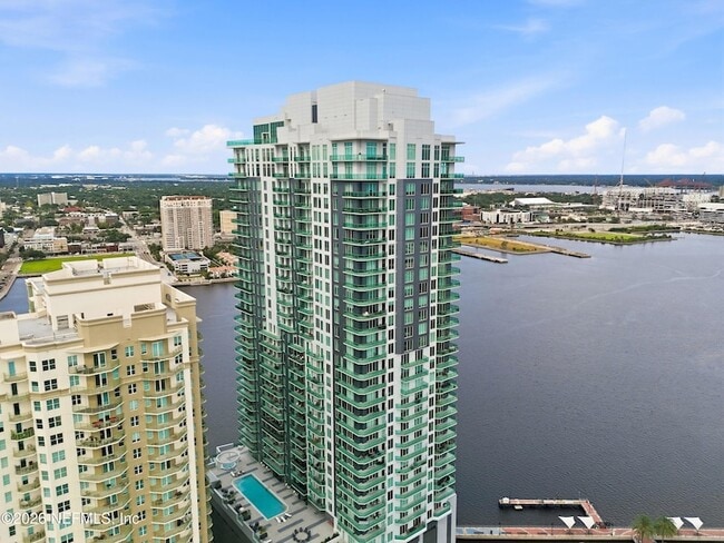 Photo - 1431 Riverplace Blvd