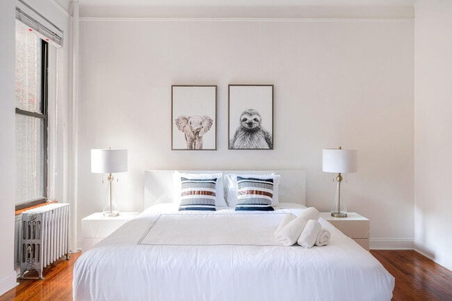 Photo - 346 W 17th St Unidad FL2-ID1290850P