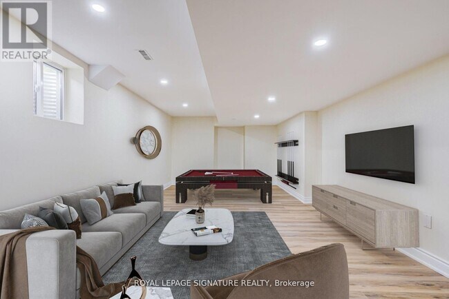 Photo - 854 Yates Dr Unité Lower