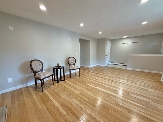 Photo - 39 Townly Rd Unit 1