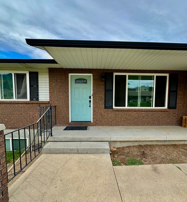 Photo - Great 5 Bed 3 Bath Remodeled Home