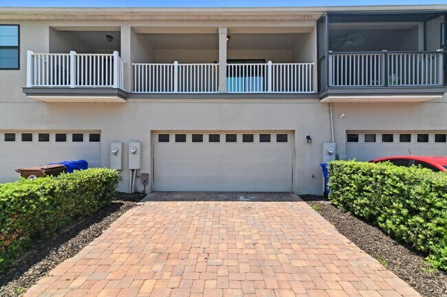 Photo - 2913 Windmill Dr