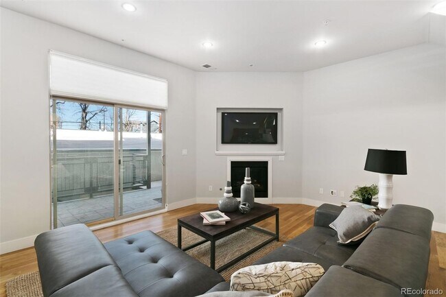 Photo - LOCATION LOCATION!!  In the heart of LOHI just blocks to restaurants, boutiques and local waterin...