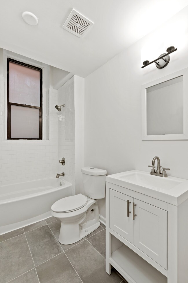 Lombardy Flats Apartments Cincinnati, OH