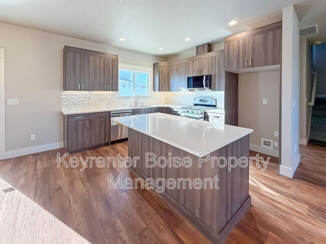 Photo - 4379 E Wedge St