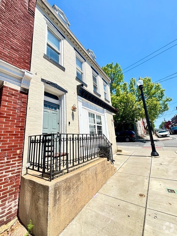 Building Photo - 505 Manor St Unit 3 Rental