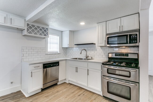 Photo - Lewisville house