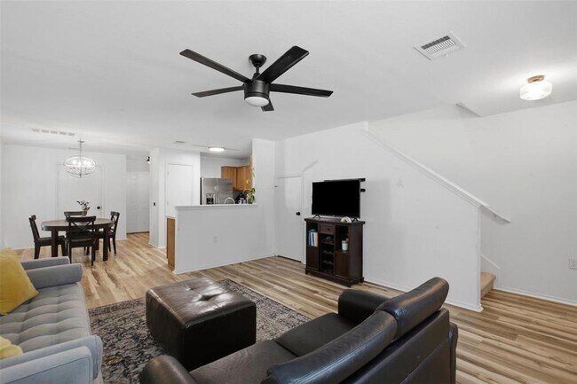13132 Briarcreek Loop