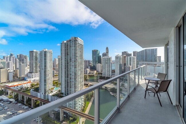 Photo - 185 SW 7th St Condo Unit 3811