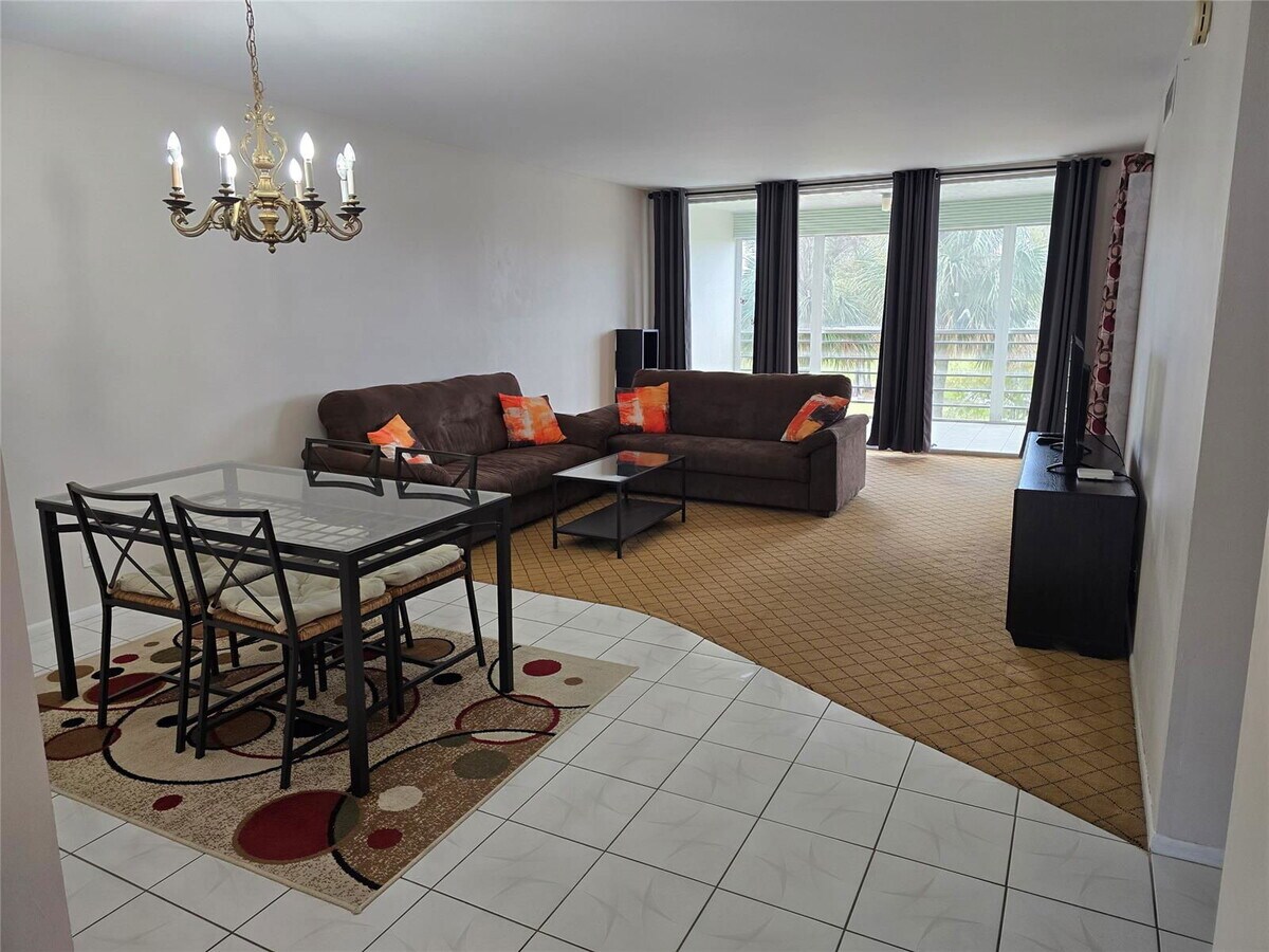 Photo - 605 Oaks Dr Unit 405