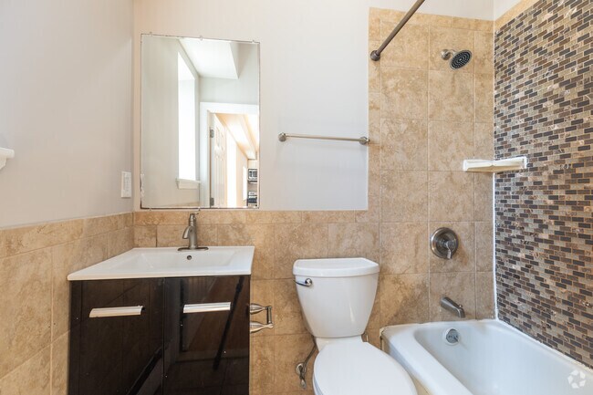 Studio - Bathroom