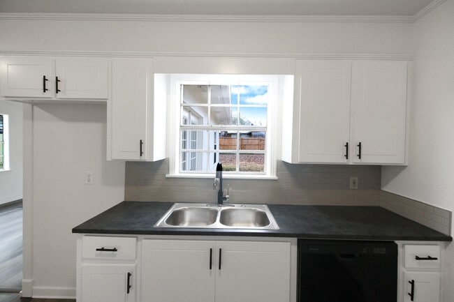 Photo - 319 Eastwood Ave