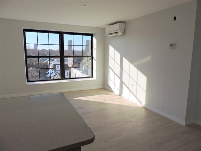 Photo - 9 Soden St Unit 501