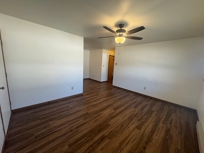 Building Photo - 1740 S Broad St Unit B